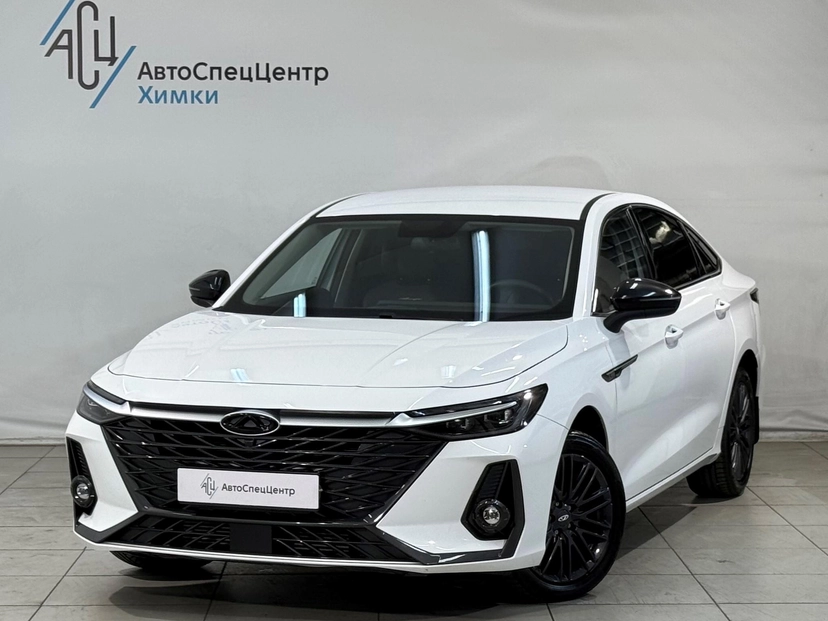 Автомобиль CHERY Arrizo 8 I поколение 1.6 AMT (150 л.с.) Base Белый 2024 с пробегом 12 100 км