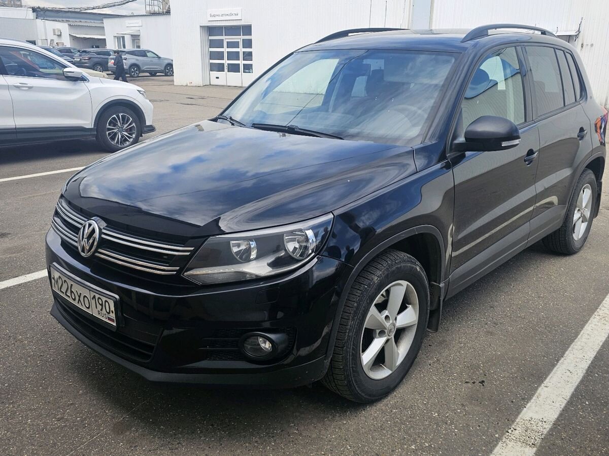 Volkswagen Tiguan I [рестайлинг] 1.4 AMT (150 л.с.) Avenue Чёрный 2012 с пробегом 141 981 км