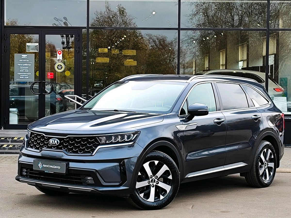 Kia Sorento IV поколение 2.5 AT 4WD (180 л.с.) Luxe (2020-2021) Серый 2021 с пробегом 112 203 км