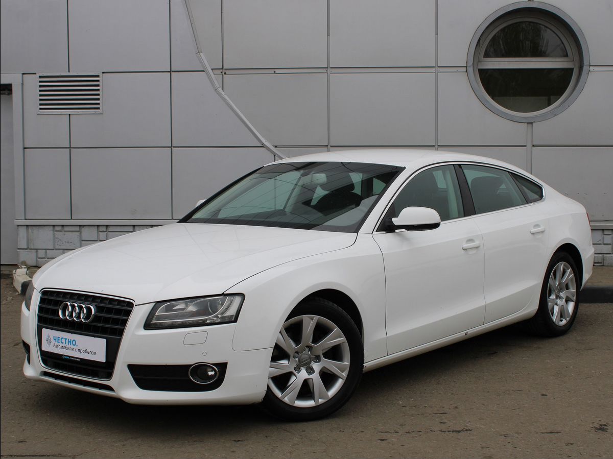 Автомобиль Audi A5 I поколение (8T) 1.8 CVT (160 л.с.) Base Белый 2011 с пробегом 111277 км