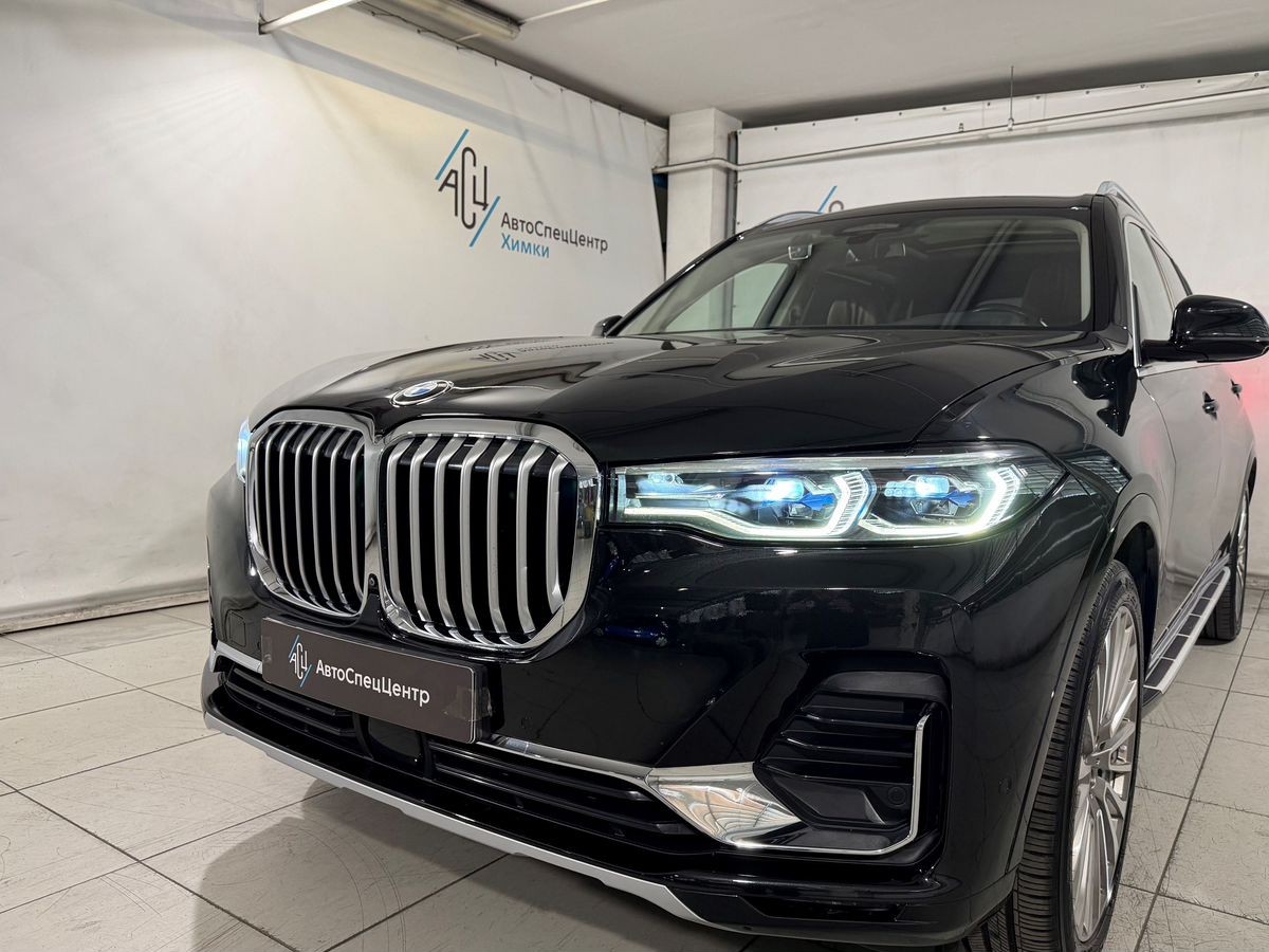 BMW X7 I поколение (G07) 3.0d AT 4WD (340 л.с.) Base Чёрный 2021 с пробегом 86 000 км