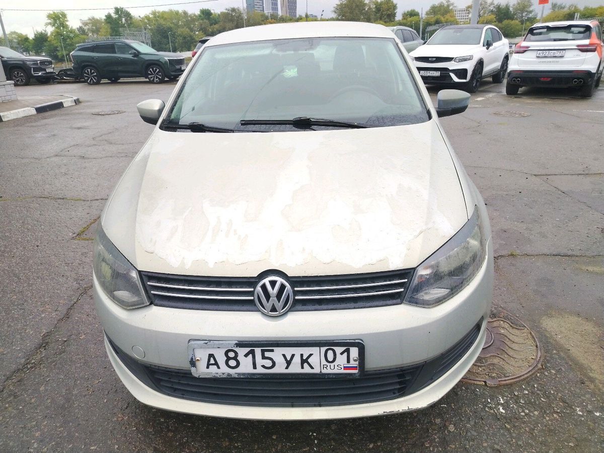 Volkswagen Polo V поколение 1.6 AT (105 л.с.) Trendline Серебристый 2010 с пробегом 210 803 км