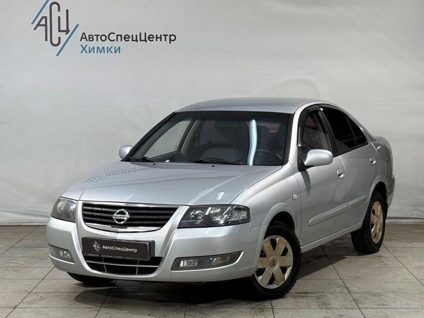 Автомобиль Nissan Almera Classic I поколение (B10) 1.6 MT (107 л.с.) Base Серебристый 2011 с пробегом 194 000 км