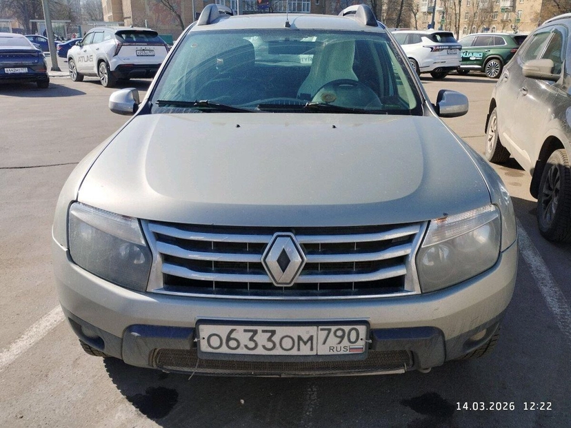 Автомобиль Renault Duster I поколение 2.0 MT 4WD (135 л.с.) Luxe Privilege Бежевый 2013 с пробегом 246 216 км
