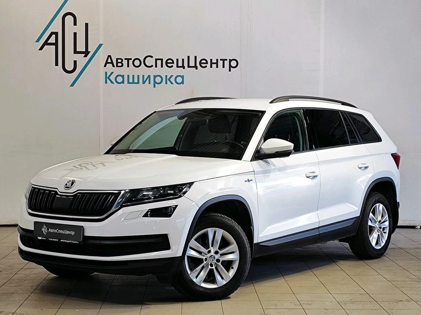 Skoda Kodiaq I поколение 2.0 AMT 4WD (180 л.с.) Hockey Edition Белый 2019 с пробегом 67 646 км