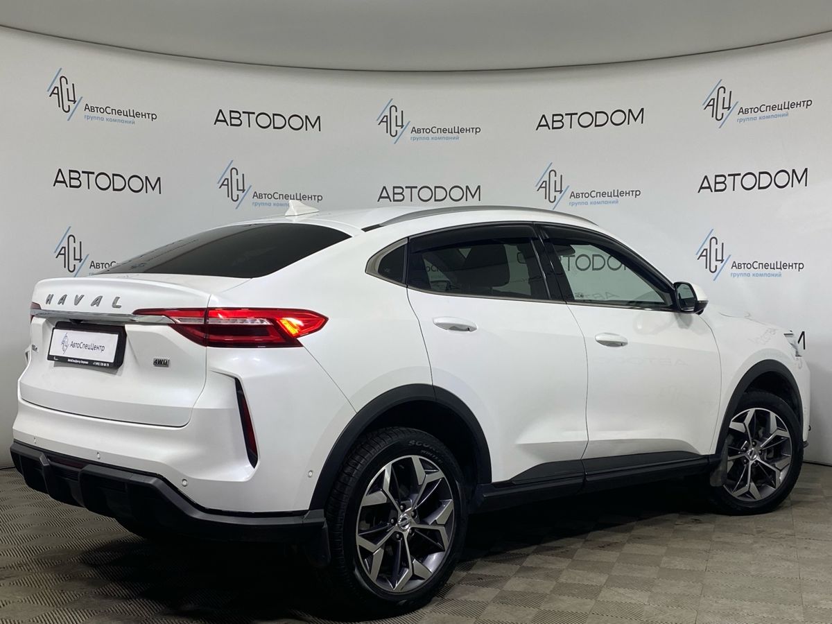Автомобиль Haval F7x I [рестайлинг] 2.0 AMT 4WD (190 л.с.) Tech Plus Белый 2022 с пробегом 63 200 км