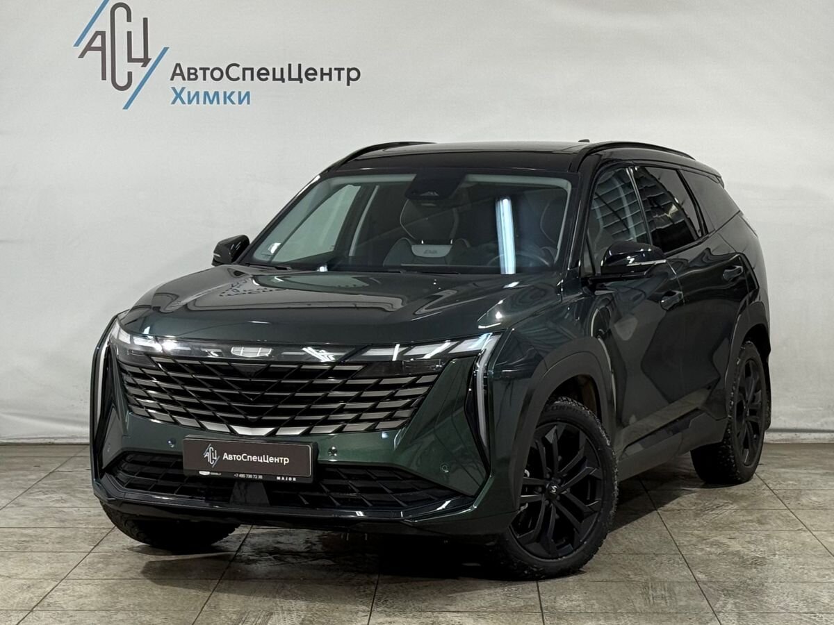 Автомобиль Geely Atlas II поколение 2.0 AT 4WD (200 л.с.) Flagship Sport Зелёный 2024 с пробегом 13 500 км