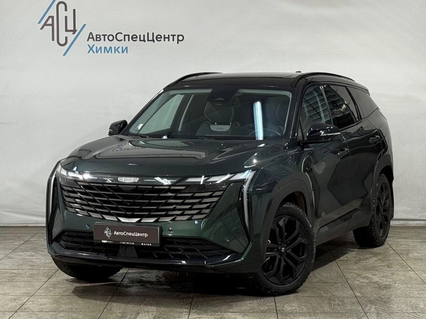 Автомобиль Geely Atlas II поколение 2.0 AT 4WD (200 л.с.) Flagship Sport Зелёный 2024 с пробегом 13 500 км