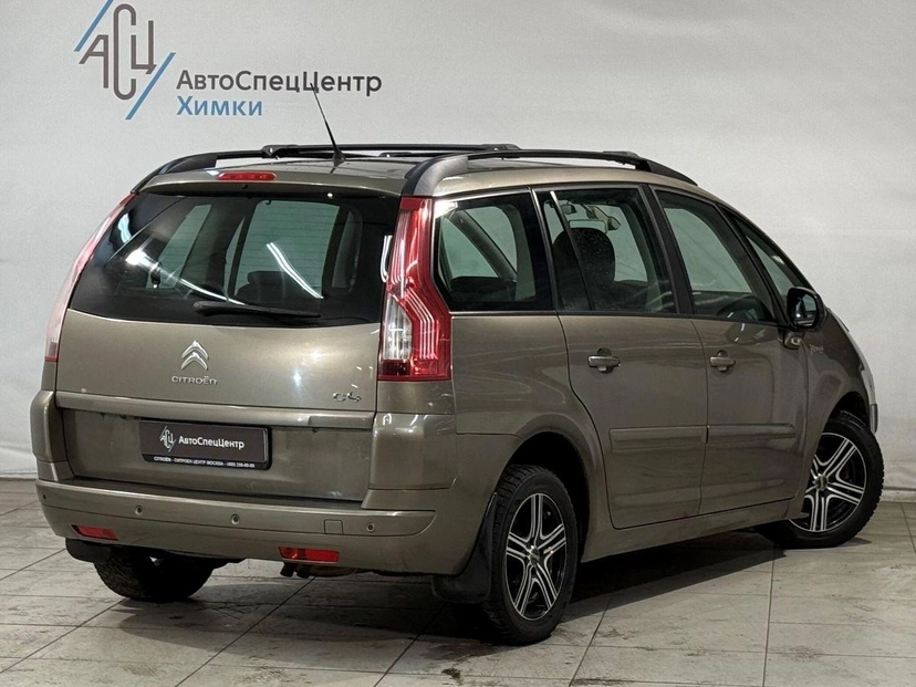 Автомобиль Citroen C4 Picasso I поколение 1.6 AMT (150 л.с.) Dynamique Коричневый 2011 с пробегом 173 000 км