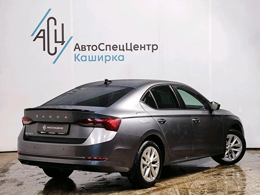 Автомобиль Skoda Octavia IV поколение (A8) 1.4 AT (150 л.с.) Style Серый 2021 с пробегом 135 254 км