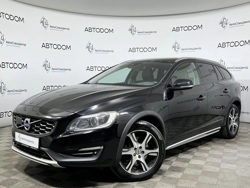 Автомобиль Volvo V60 Cross Country I поколение 2.4d AT 4WD (190 л.с.) Summum Чёрный 2015 с пробегом 293 794 км