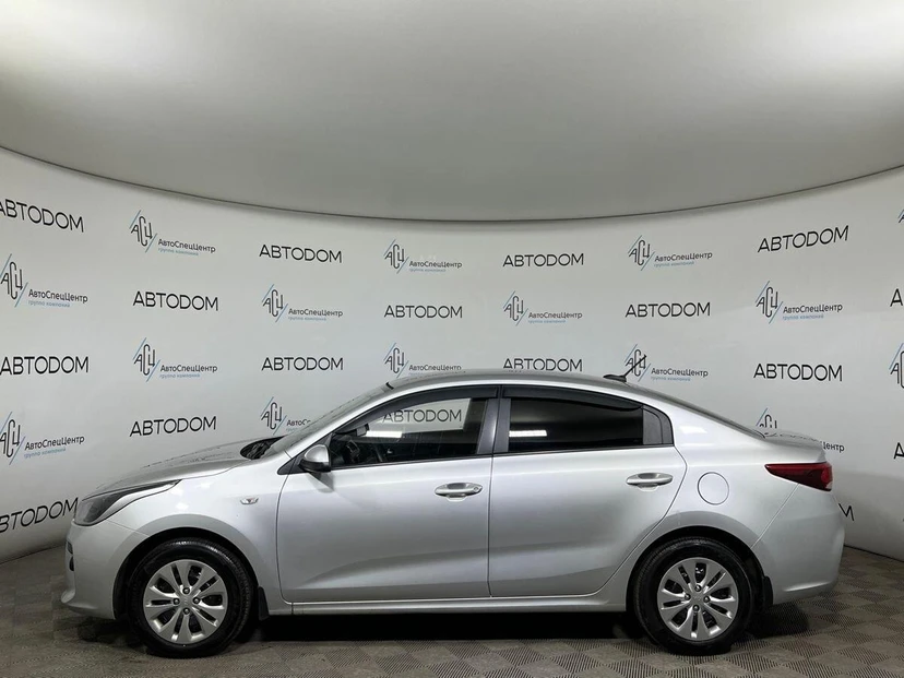 Kia Rio IV поколение 1.6 AT (123 л.с.) Luxe Серебристый 2018 с пробегом 126 458 км