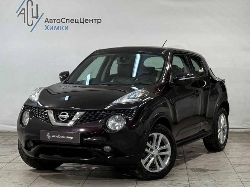 Автомобиль Nissan Juke I поколение (F15) 1.6 CVT (117 л.с.) SE Чёрный 2014 с пробегом 111 000 км