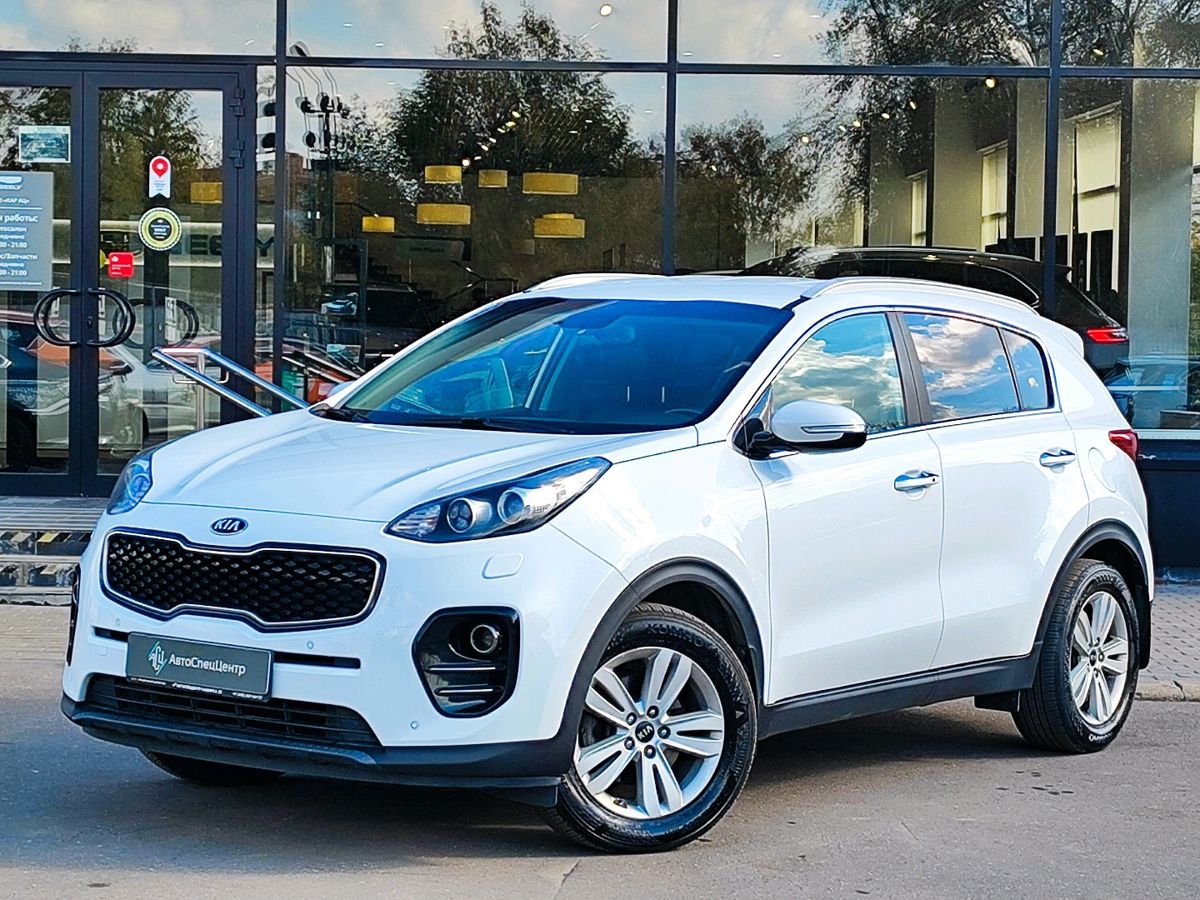 Kia Sportage IV поколение 2.0 AT (150 л.с.) Prestige Белый 2018 с пробегом 133 925 км