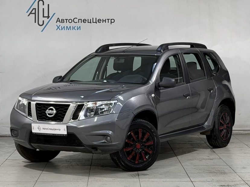 Nissan Terrano III поколение (D10) 1.6 MT (114 л.с.) Elegance Серый 2018 с пробегом 106 800 км