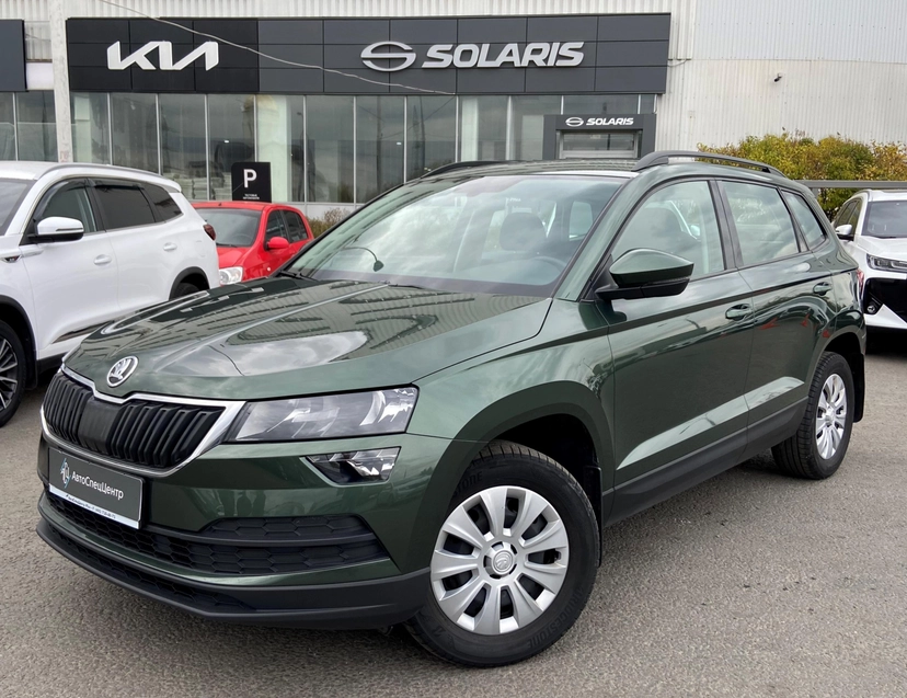 Автомобиль Skoda Karoq I поколение 1.4 AT (150 л.с.) Ambition (2020) Зелёный 2020 с пробегом 105 000 км