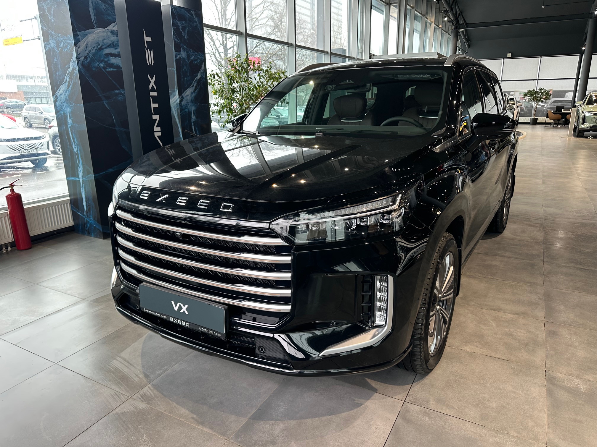 Автомобиль EXEED VX I [рестайлинг] 2.0 AT 4WD (249 л.с.) Президент 6 мест Чёрный 2025 новый