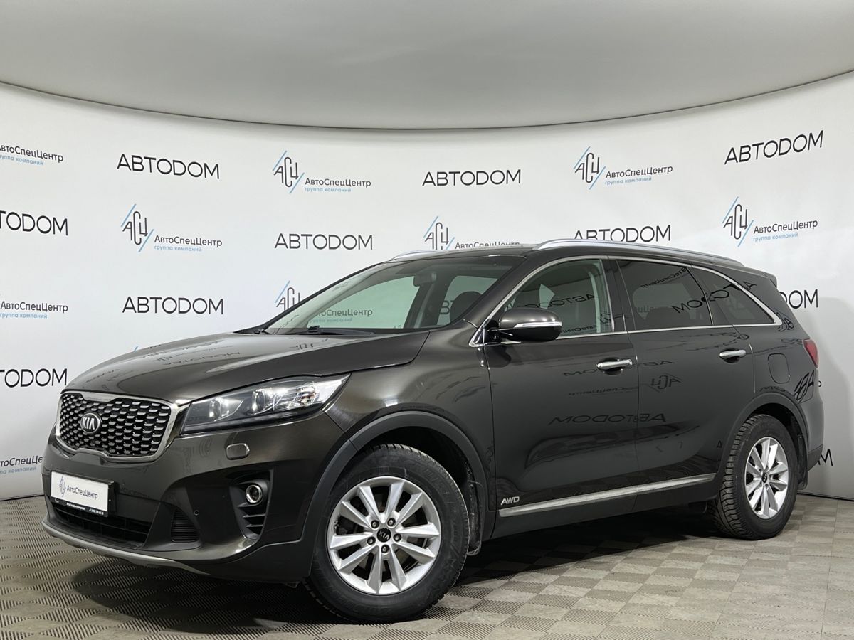 Автомобиль Kia Sorento III [рестайлинг] 2.4 AT 4WD (188 л.с.) Luxe Коричневый 2018 с пробегом 116 000 км
