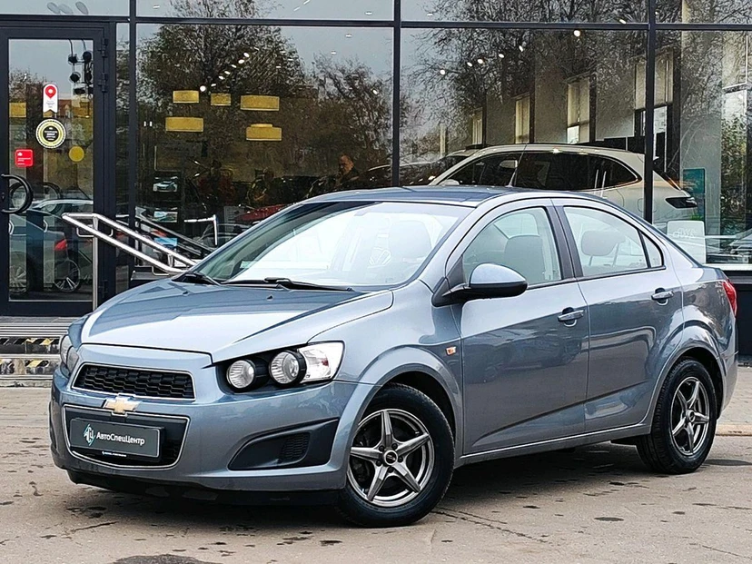 Chevrolet Aveo II поколение (T300) 1.6 AT (115 л.с.) LT Серый 2013 с пробегом 130 394 км