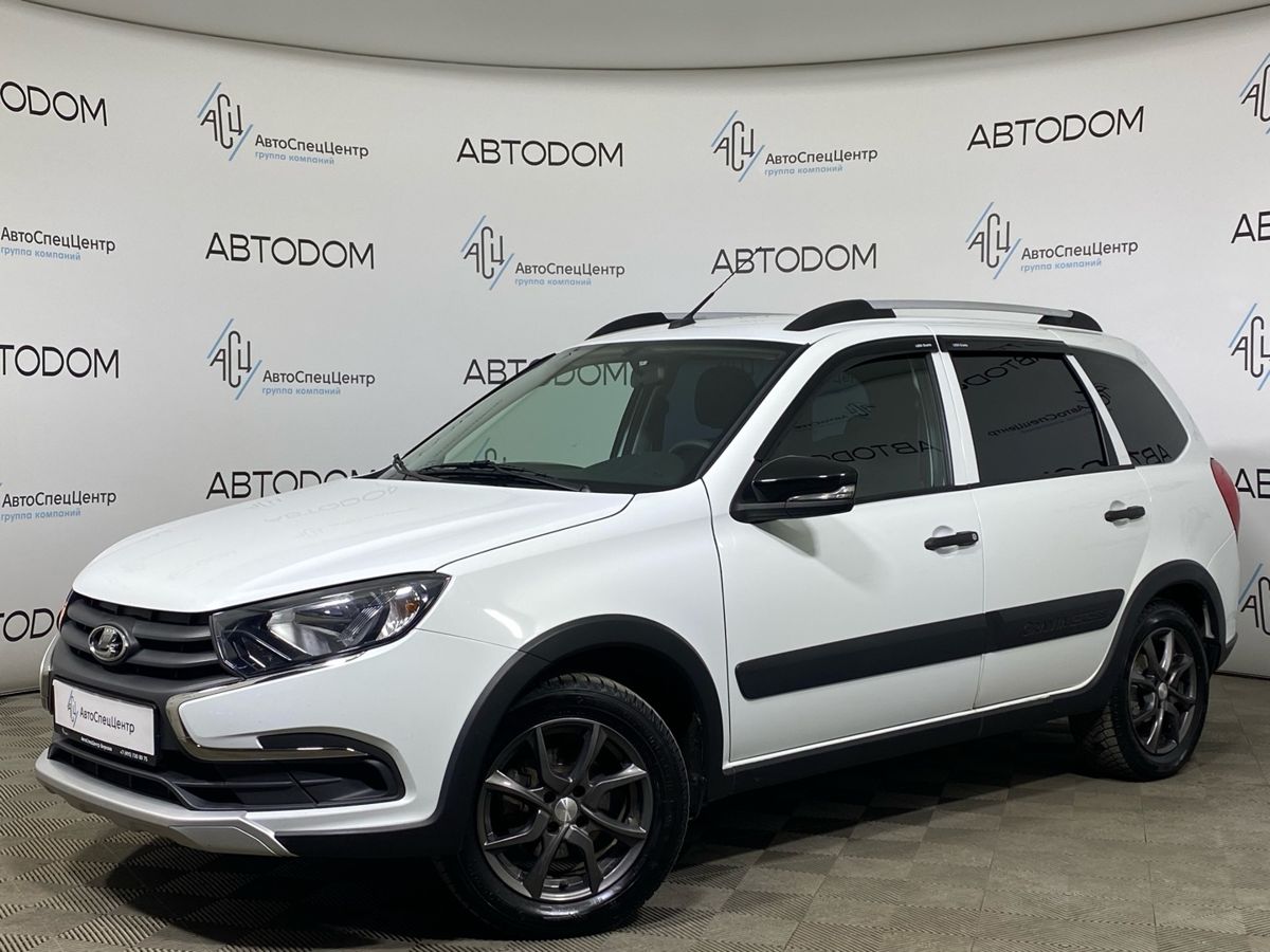 Автомобиль Lada (ВАЗ) Granta I [рестайлинг] 1.6 MT (106 л.с.) Comfort Белый 2023 с пробегом 79 000 км