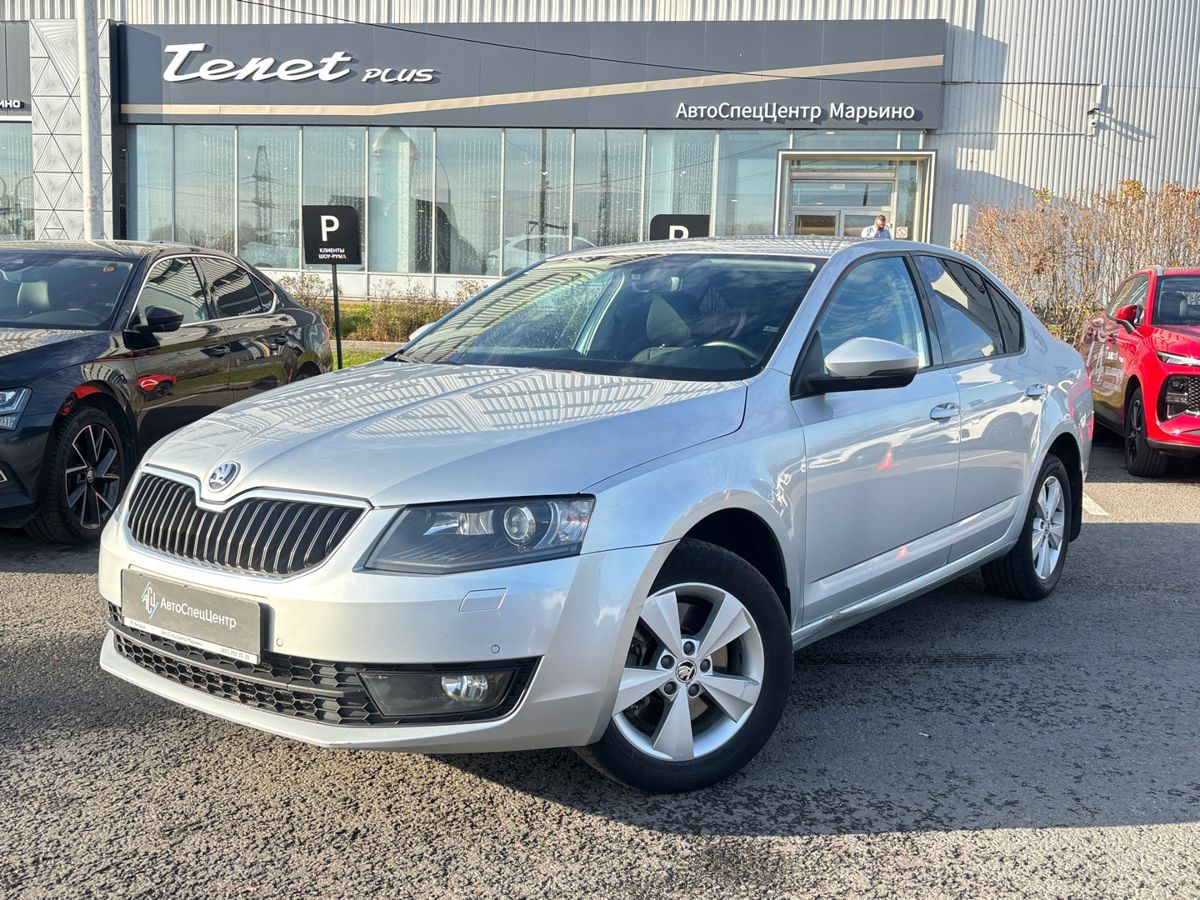 Skoda Octavia III поколение (A7) 1.8 MT (180 л.с.) Style Серебристый 2016 с пробегом 192 600 км