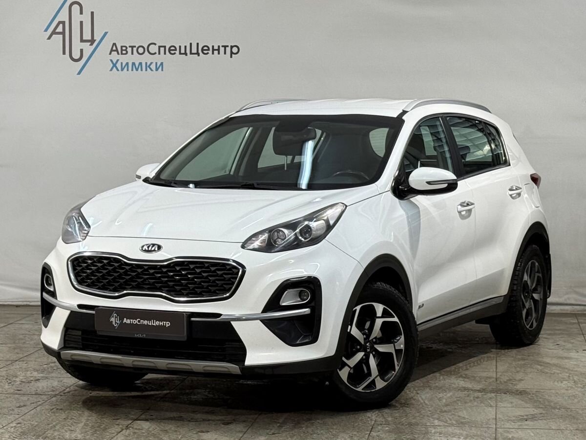 Автомобиль Kia Sportage IV [рестайлинг] 2.4 AT 4WD (184 л.с.) Luxe Белый 2019 с пробегом 190 000 км
