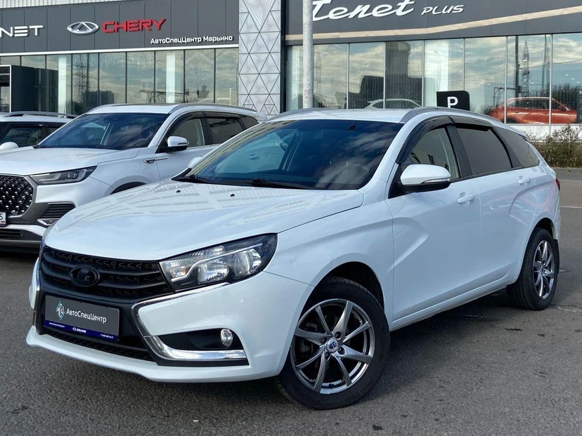 Lada (ВАЗ) Vesta I поколение 1.8 MT (122 л.с.) Comfort Image Белый 2019 с пробегом 104 000 км