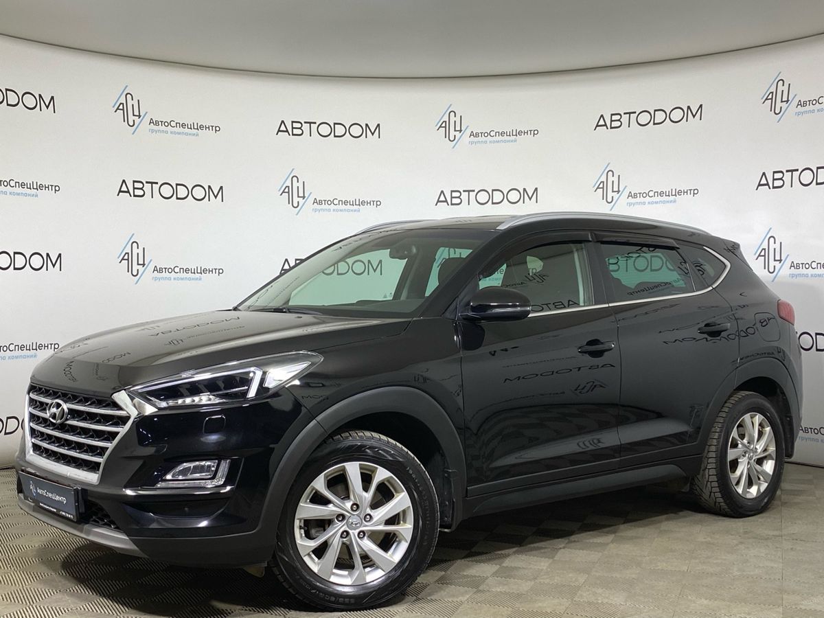 Автомобиль Hyundai Tucson III [рестайлинг] 2.4 AT 4WD (184 л.с.) Base Чёрный 2019 с пробегом 113 000 км