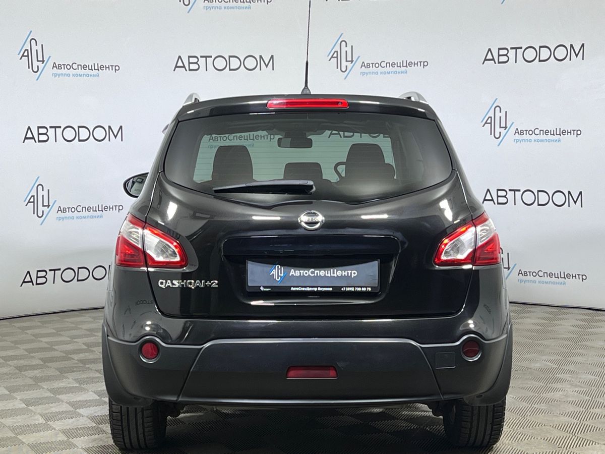 Nissan Qashqai+2 I поколение 2.0 MT (141 л.с.) Base Чёрный 2010 с пробегом 292 000 км