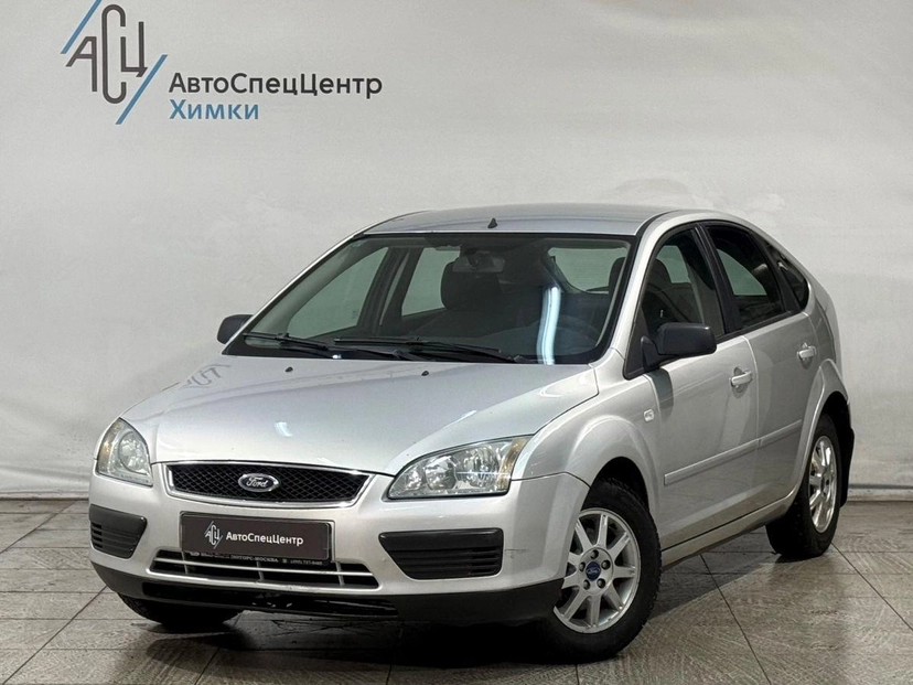 Автомобиль Ford Focus II поколение 1.6 MT (100 л.с.) Comfort Серебристый 2006 с пробегом 160 000 км