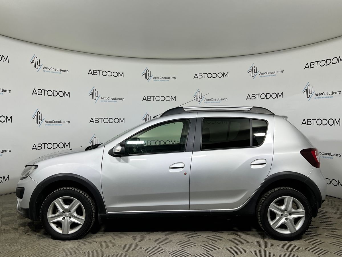 Автомобиль Renault Sandero II поколение 1.6 AT (102 л.с.) Confort Серый 2016 с пробегом 154 246 км