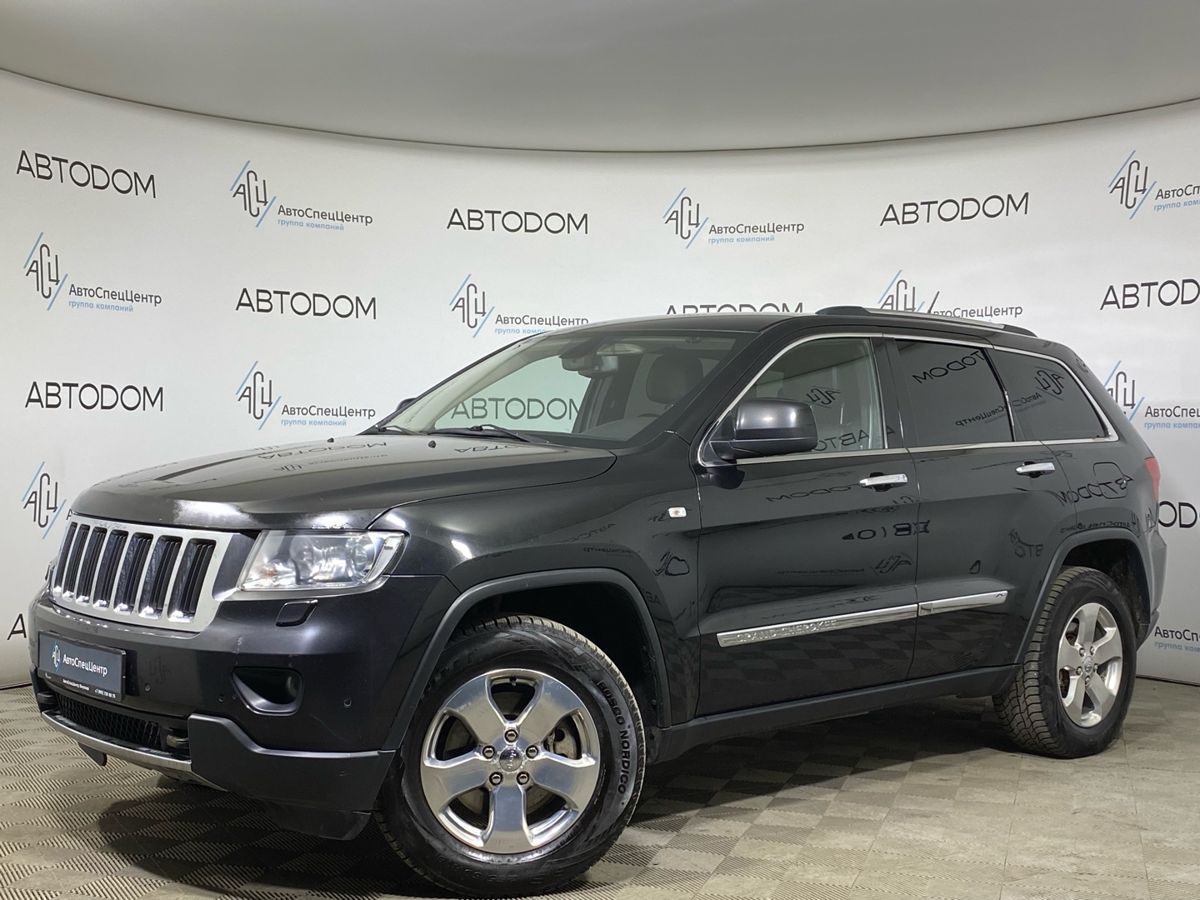 Автомобиль Jeep Grand Cherokee IV поколение (WK2) 3.0d AT 4WD (243 л.с.) Limited Чёрный 2012 с пробегом 204 500 км