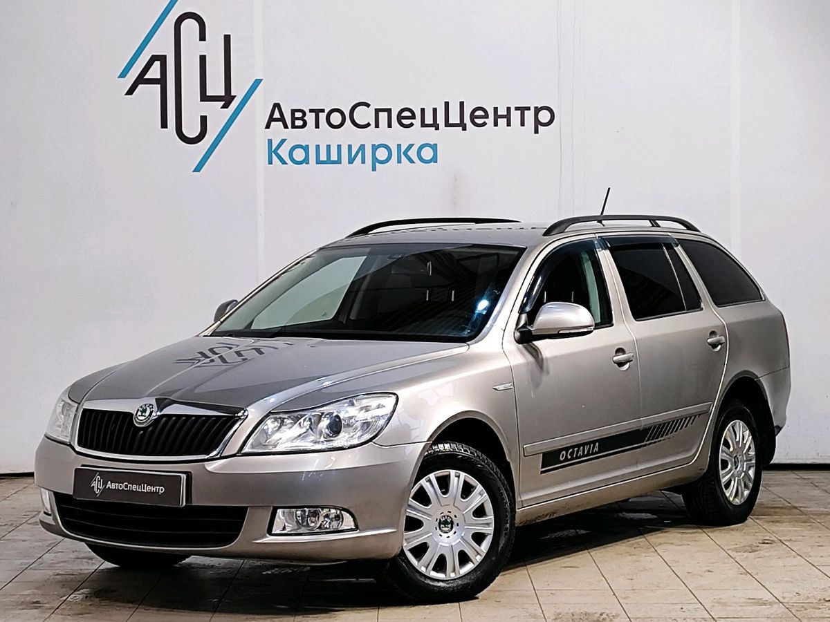 Автомобиль Skoda Octavia II (A5) [рестайлинг] 1.6 AT (102 л.с.) Ambition Серый 2012 с пробегом 171 565 км