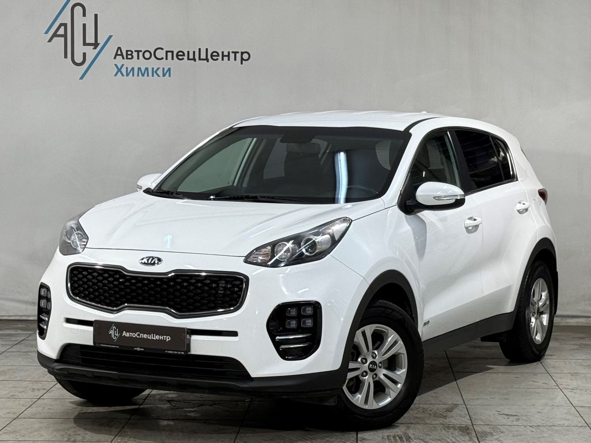 Kia Sportage IV поколение 2.0 MT 4WD (150 л.с.) Comfort Белый 2017 с пробегом 83 000 км