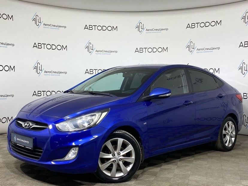 Автомобиль Hyundai Solaris I поколение 1.6 AT (123 л.с.) Optima Синий 2012 с пробегом 136 000 км
