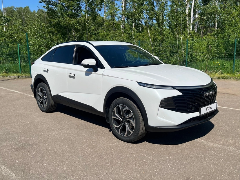 Автомобиль Haval F7x II поколение 2.0 AMT 4WD (192 л.с.) Tech Plus Белый 2025 новый