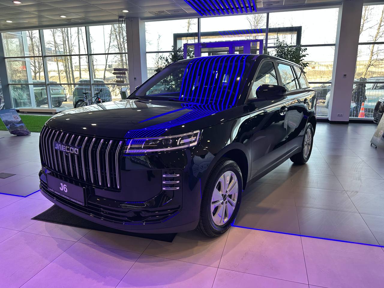 Автомобиль Jaecoo J6 I поколение 1.5 AMT (147 л.с.) Престиж Чёрный 2026 новый