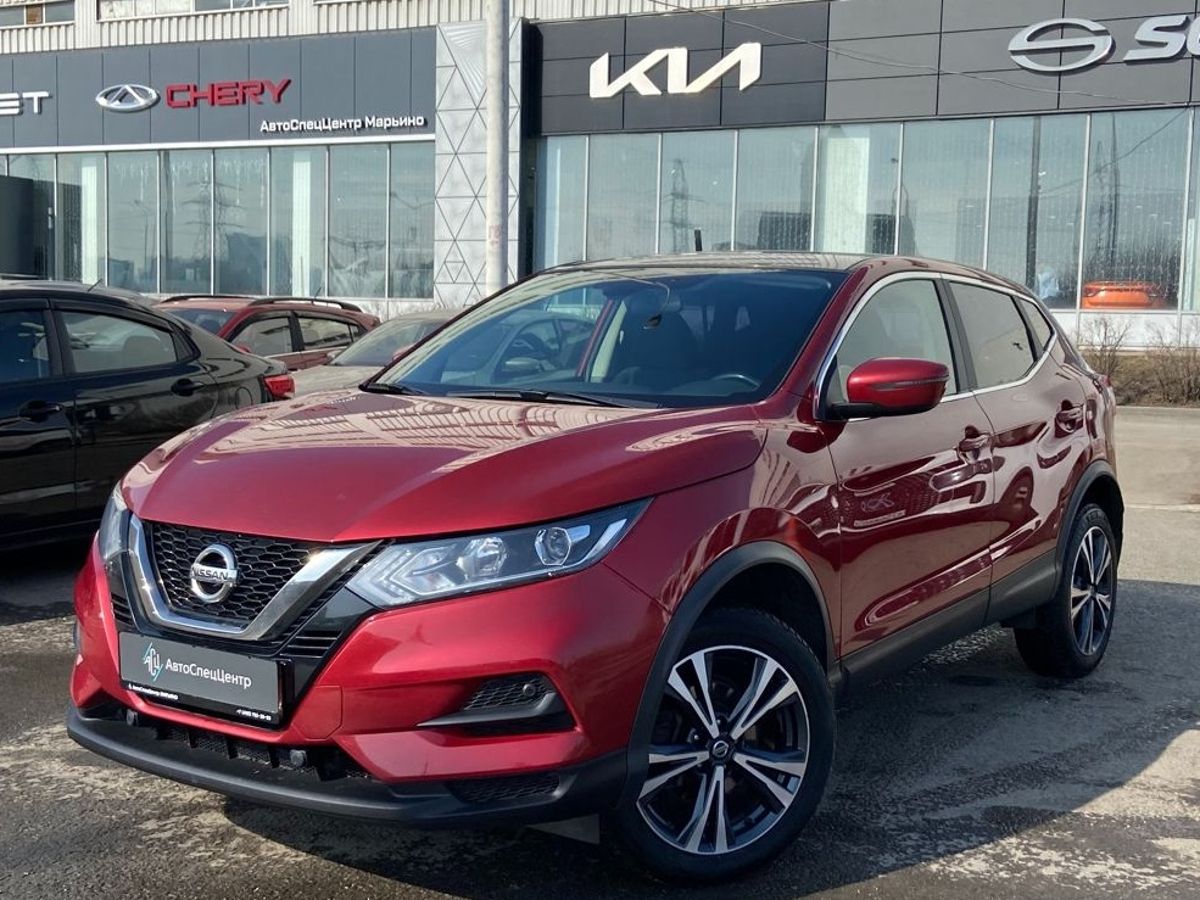 Автомобиль Nissan Qashqai II [рестайлинг] 2.0 CVT 4WD (144 л.с.) SE+ (2019-2020) Красный 2020 с пробегом 106 500 км