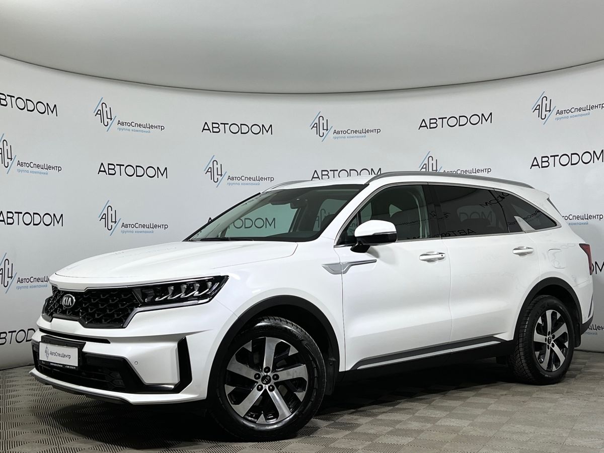 Автомобиль Kia Sorento IV поколение 2.5 AT 4WD (180 л.с.) Prestige (2020-2021) Белый 2021 с пробегом 90 450 км