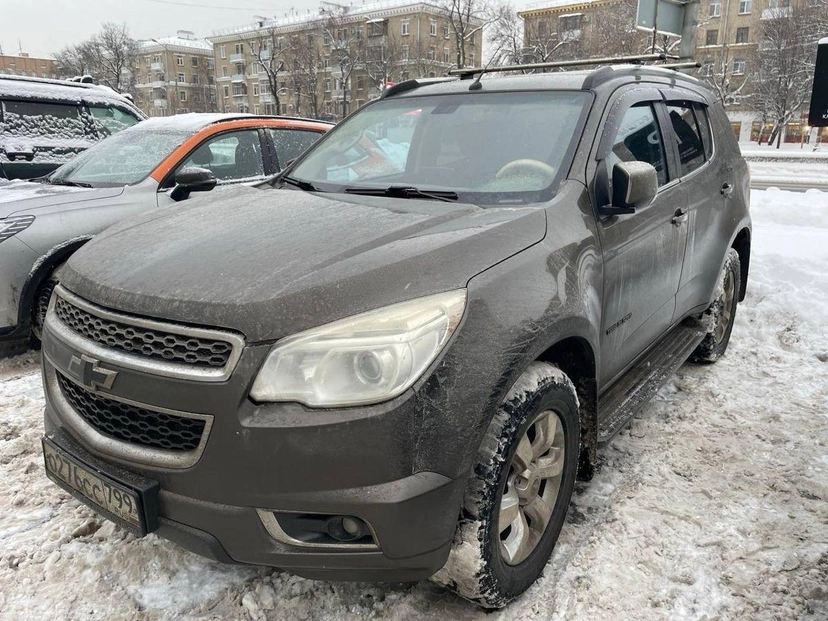 Автомобиль Chevrolet TrailBlazer II поколение 2.8d AT 4WD (180 л.с.) LTZ Коричневый 2013 с пробегом 182 871 км