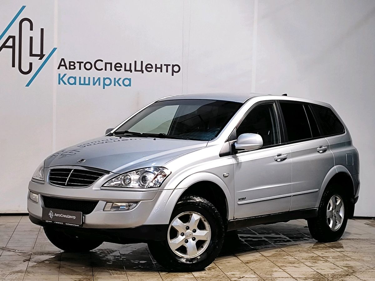 Автомобиль SsangYong Kyron I [рестайлинг] 2.3 MT 4WD (150 л.с.) Comfort Серебристый 2011 с пробегом 125 765 км