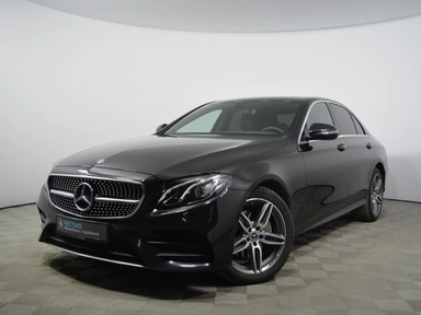 Автомобиль Mercedes-Benz E-Класс V поколение (W213/S213/C238) 220 2.0d AT 4Matic (194 л.с.) Luxury Черный 2018 с пробегом 105000 км