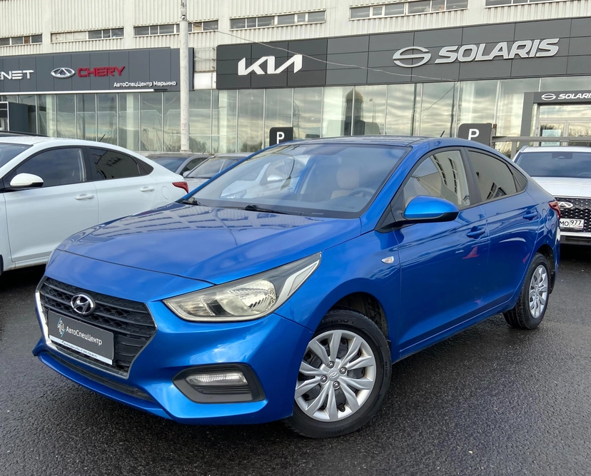 Автомобиль Hyundai Solaris II поколение 1.4 AT (100 л.с.) Comfort Синий 2019 с пробегом 128 000 км