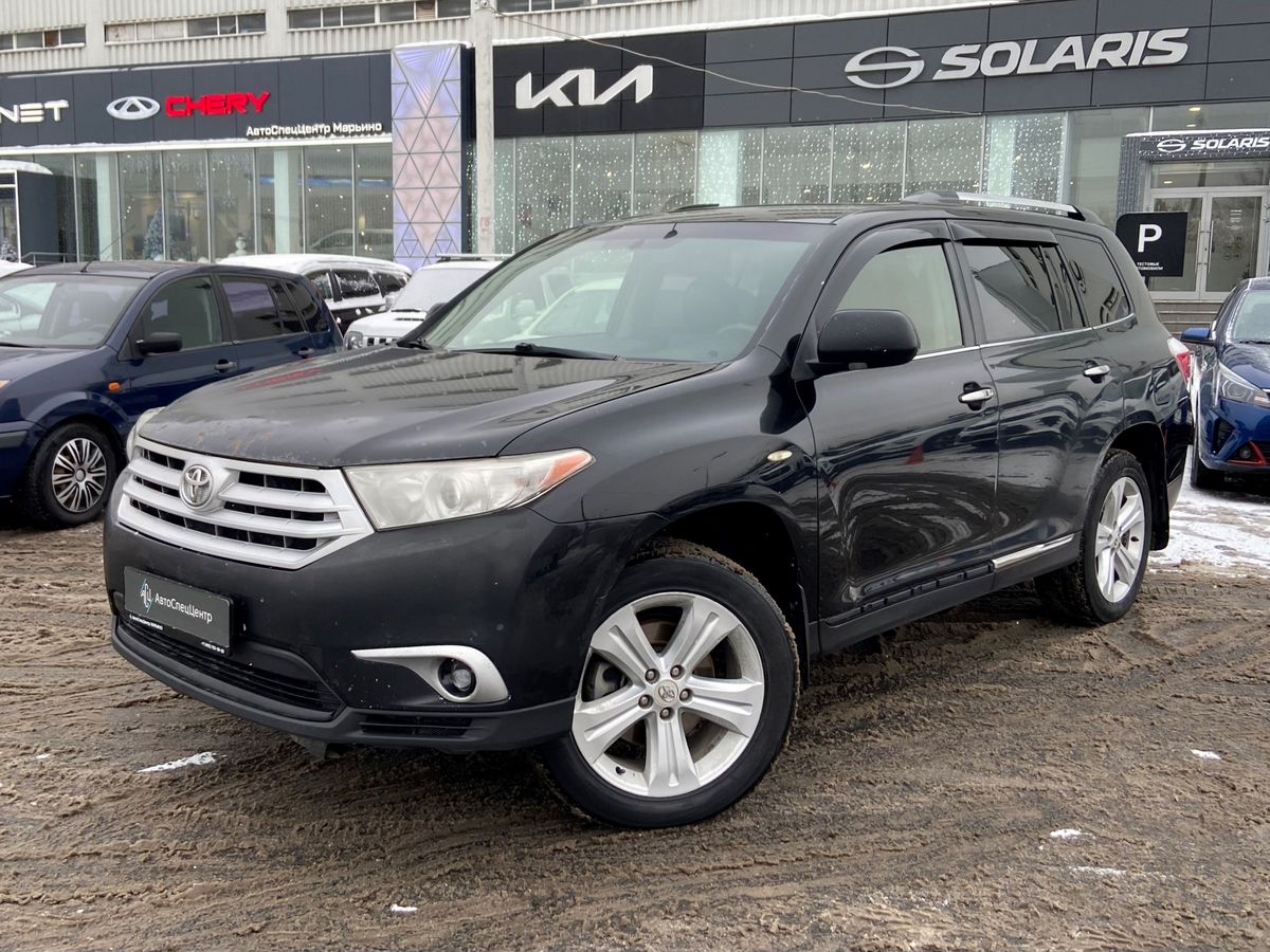 Автомобиль Toyota Highlander II [рестайлинг] 3.5 AT 4WD (273 л.с.) Luxe Чёрный 2012 с пробегом 825 000 км
