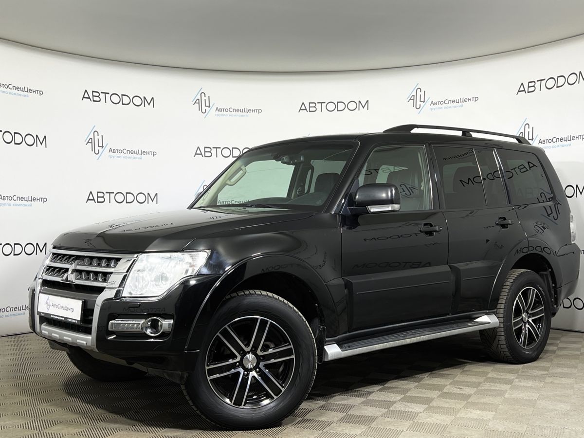 Автомобиль Mitsubishi Pajero IV [2-й рестайлинг] 3.0 AT 4WD (174 л.с.) Ultimate Чёрный 2019 с пробегом 138 166 км