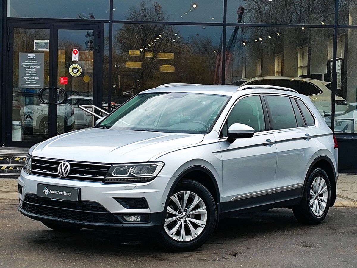 Volkswagen Tiguan II поколение 1.4 AMT 4WD (150 л.с.) Highline Серебристый 2017 с пробегом 143 882 км