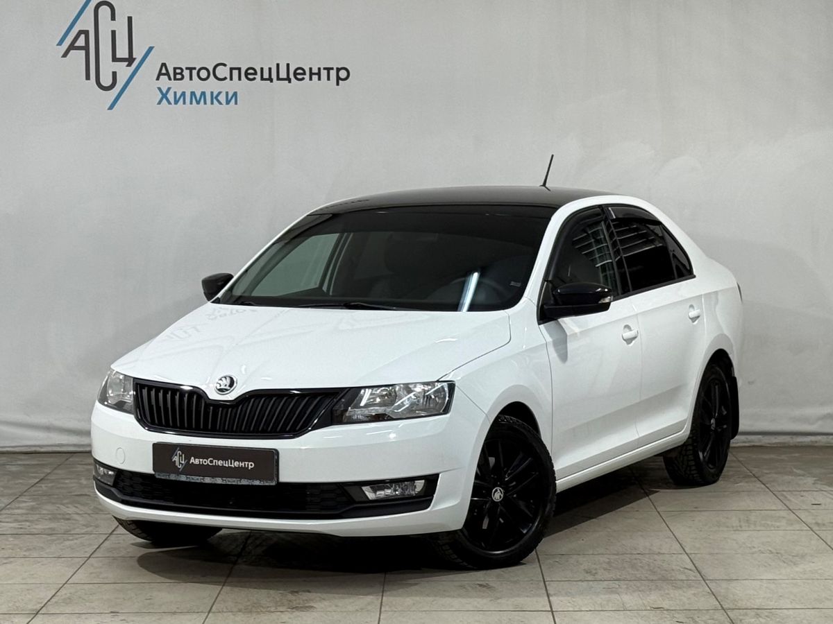Автомобиль Skoda Rapid I [рестайлинг] 1.6 AT (110 л.с.) Ambition Белый 2018 с пробегом 77 000 км