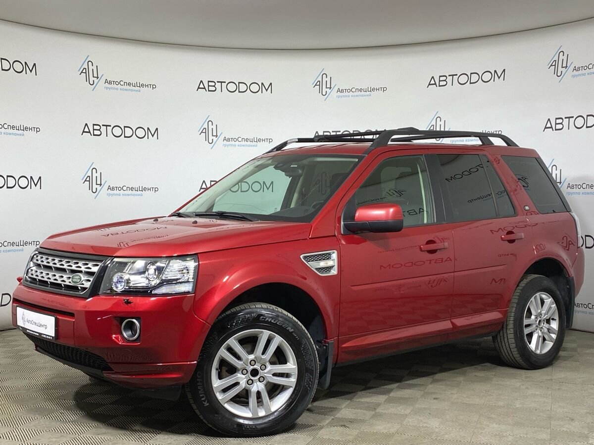 Land Rover Freelander II [2-й рестайлинг] 2.2d AT 4WD (190 л.с.) SE Красный 2014 с пробегом 154 073 км