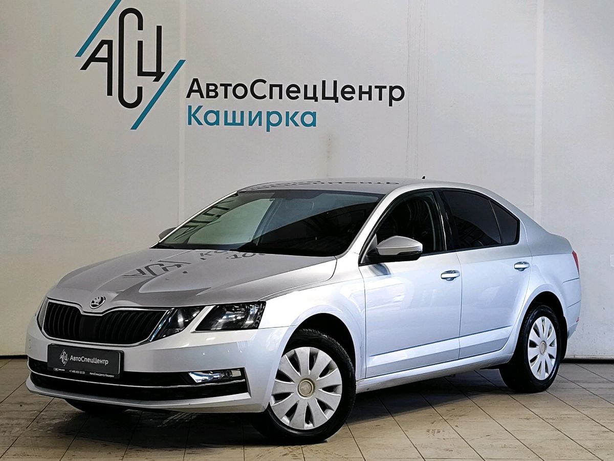 Skoda Octavia III (A7) [рестайлинг] 1.6 AT (110 л.с.) Active Серебристый 2018 с пробегом 126 912 км