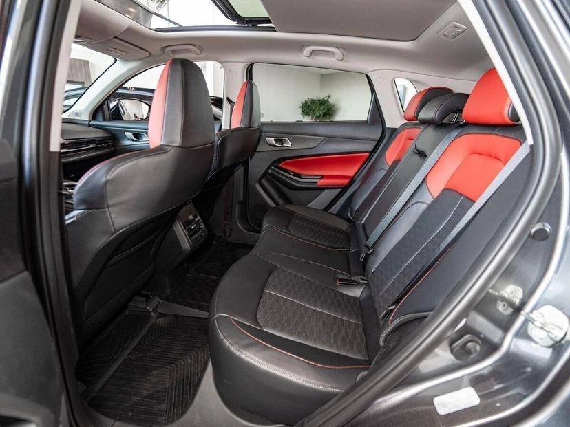 Автомобиль Changan UNI-S I поколение 1.5 AMT (181 л.с.) Tech Серый 2025 новый